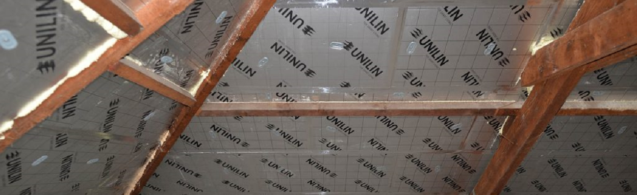 Schuin dak isoleren tussen balken met PIR platen